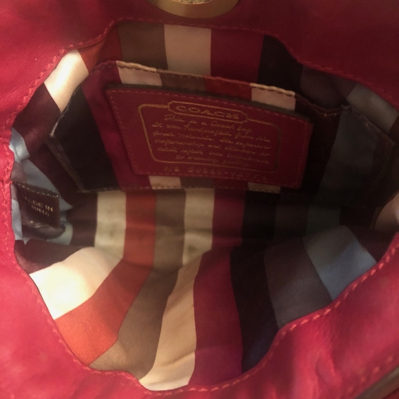 COACH PURSE - Picture 2 of 3